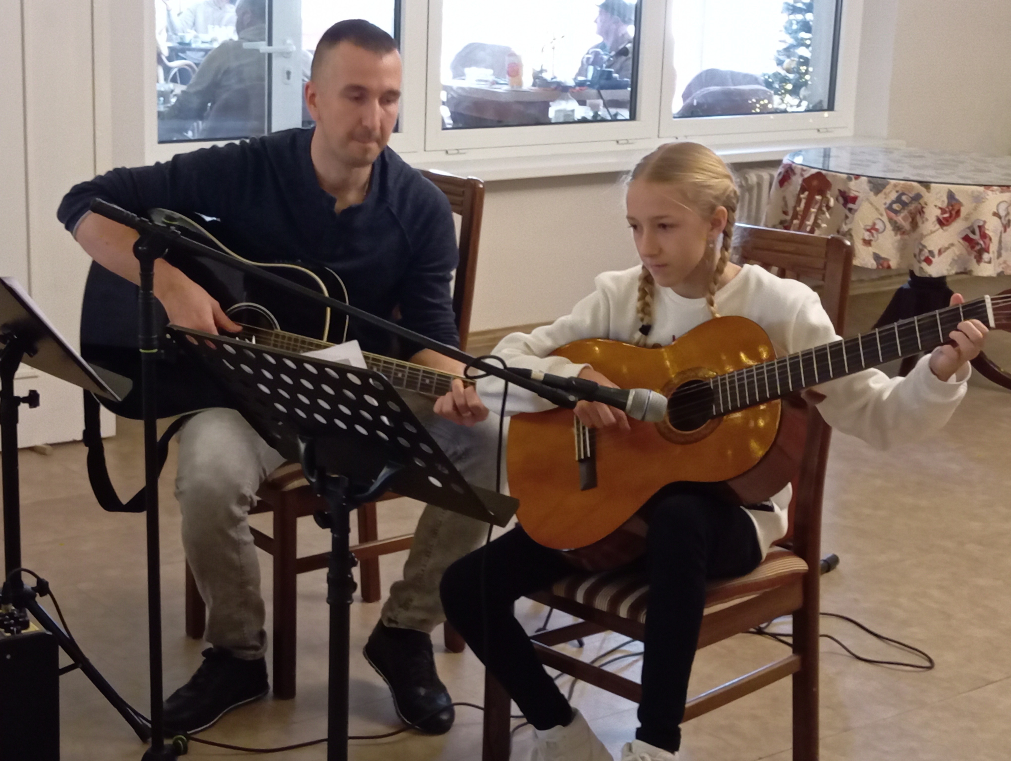 KONCERT UČENIKA GLAZBENE RADIONICE " NOTA"