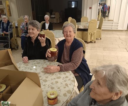 DONACIJA MEDA NAŠIM KORISNICIMA